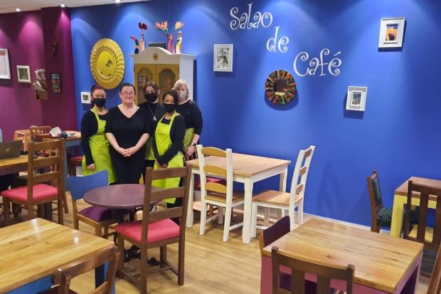 The team in the new Salao de Cafe