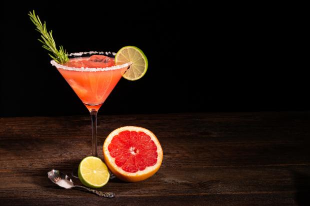 Halesowen News: A cocktail with grapefruit and lime. Credit: Canva