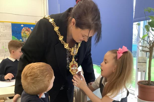Mayor of Dudley, Cllr Andrea Goddard, meeting youngsters at Caslon Primary School